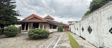 住宿正面