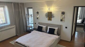 6 chambres, fer et planche à repasser, Wi-Fi gratuit