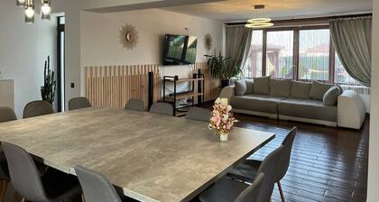 Mik Chalet. Pet friendly