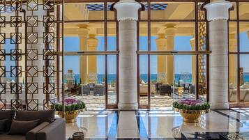 8 bars/lounges, beach bar