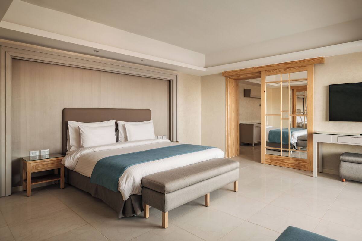 Premium Suite Sea View | Sengetøy av topp kvalitet og senger med Select Comfort-madrass