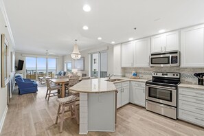 Condo, Multiple Beds (Enclave 607) | Private kitchen - Enclave 607 (Orange Beach)