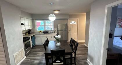 Ranch Single Level Home near downtown Tinley Park