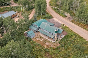 Exterior - Rustic 5BR Retreat | Hot Tub, Near Park City (Coalville)