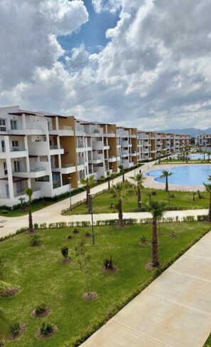 Exterior - Cozy 2-bedroom apartment in amazing Cabo Negro with AC (Cabo Negro)