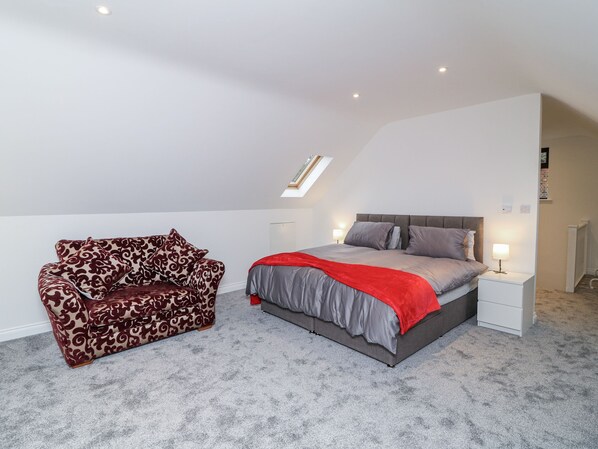 1 habitación, decoración personalizada y muebles diferentes 