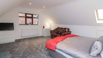1 bedroom, individually decorated, individually furnished, free WiFi