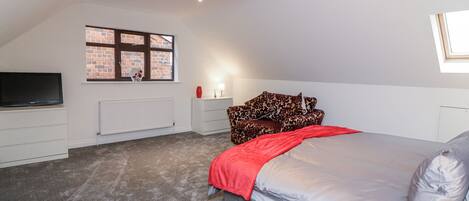 1 chambre, décoration personnalisée, ameublement personnalisé