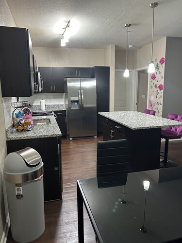 Charming 2BR/2BA Bed — Cozy, Quiet & Welcoming