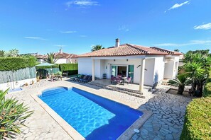 Pool - Villa Laura Poblets - Three Bedroom Villa, Sleeps 6 (Els Poblets)
