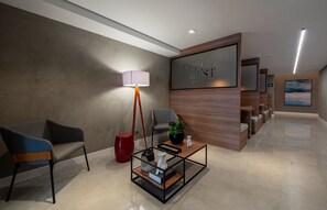 Interior - Upper West Perdizes by Xtay (São Paulo)
