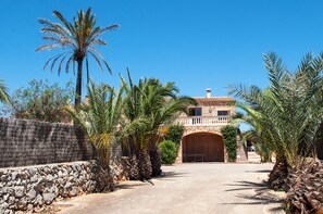 Exterior - Country House Moro with Large Pool near Mondragó Nature Reserve (IB)