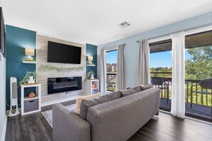 Condo, 1 King Bed with Sofa bed, Balcony, Golf View (Serene on Seventeen) | Living area - Serene on Seventeen - For 4 (Branson)