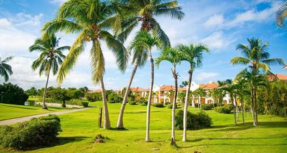 Cozy apartment at Cocotal Golf Suites