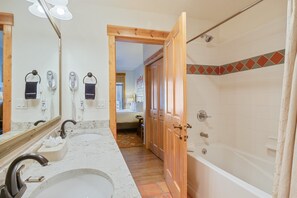 Shower - NEW! Tucker Mountain 2 Bedroom Condo #401 (Copper Mountain)