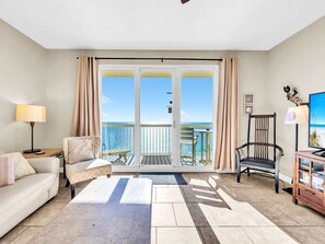 Smart TV - ☀️Gulf Front - 2 Beach Front Pools - The Osprey at Seychelles 2107 Resort☀️ (Panama City Beach)