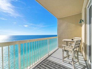 Property grounds - ☀️Gulf Front - 2 Beach Front Pools - The Osprey at Seychelles 2107 Resort☀️ (Panama City Beach)