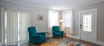 Charming 2 bedroom house in downtown Lexington