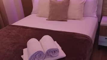 高級雙人房 | 遮光布/窗簾、隔音、熨斗/熨衣板、免費無線上網