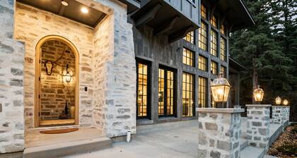 Pont de Rêves: Luxe Sundance Riverfront Chateau