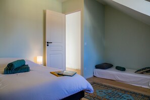 2 bedrooms, iron/ironing board, free WiFi, bed sheets - Bel Étage Cancalais by Archipel Evasion (Cancale)