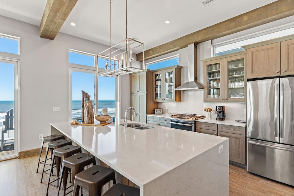Beachfront Beach House - 6 Pack by PHG - Cape San Blas, FL
