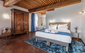 Habitación doble Deluxe, vista al jardín | Cortinas blackout y wifi gratis 