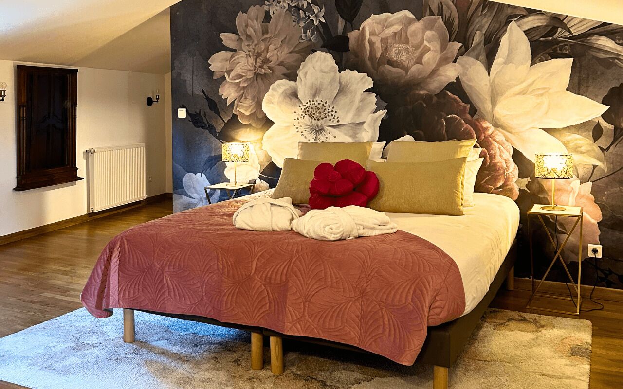 Habitación familiar, vista al jardín | Cortinas blackout y wifi gratis 