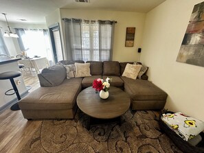 Smart TV, videogames, aparelho de som, monitores de computador