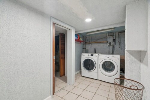 Private Philadelphia Getaway Near Downtown CB Park