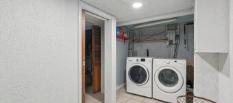 Private Philadelphia Getaway Near Downtown CB Park