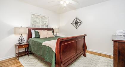 6.5 Acres - Newly Remodeled Private Ranch