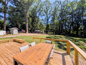 تناول الطعام بالخارج