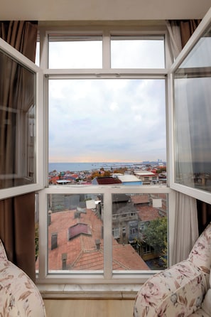 Interior - Center of Ancient Lands -Sunset- (İstanbul)