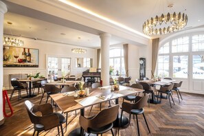 Daily buffet breakfast (EUR 15 per person)