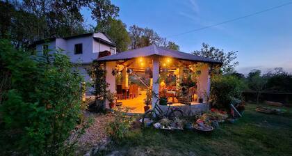 Quaint bed & breakfast with AC in charming Teda