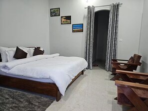 2 bedrooms, free WiFi, bed sheets, wheelchair access