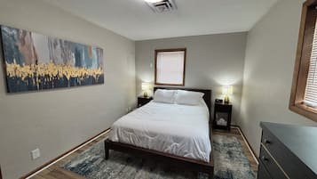 Strygejern/strygebræt, Wi-Fi, sengetøj