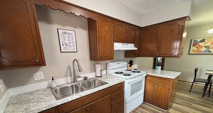 Seclusion in Seward – Modern 1BR Apartment in the Heart of Downtown