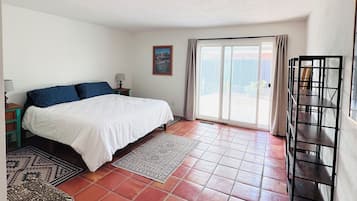 3 sovrum, strykjärn/strykbräda, gratis wi-fi och sängkläder