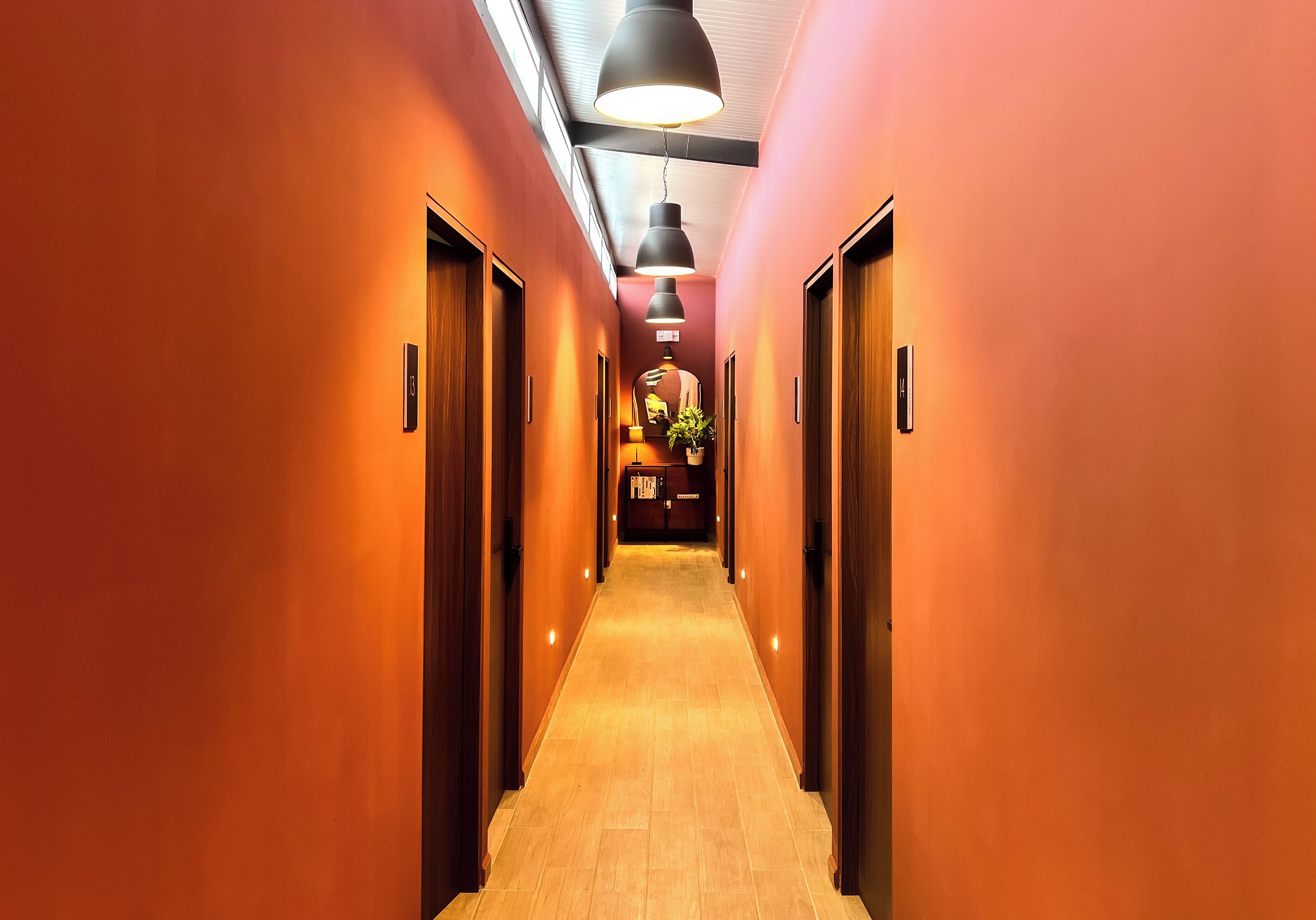 المنشأة من الخارج