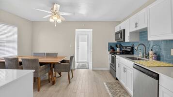 House, Multiple Beds, Patio, Garden View (Delray Daydream) | Private kitchen