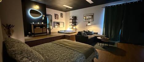 Deluxe Suite, Garden View | Premium bedding, memory foam beds, minibar, individually decorated