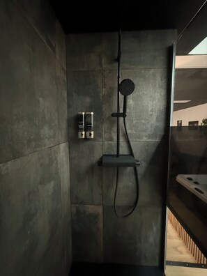 Chambre Double Deluxe | Salle de bain