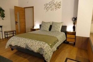 Deluxe Suite, Garden View