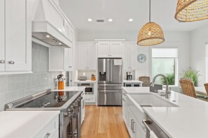 House, Beach View | Private kitchen