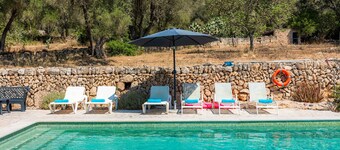 Can Gallot De Punxuat – Piscine, Vue Montagne, Wi-Fi et Climatisation