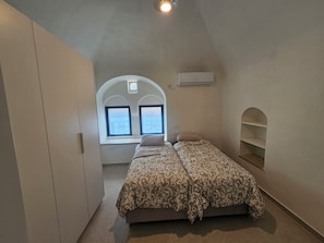 3 habitaciones, tabla de planchar con plancha y wifi gratis
