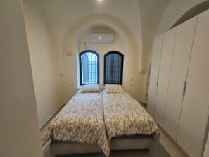 3 habitaciones, tabla de planchar con plancha y wifi gratis