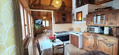 Le lodge des ours Located just a few minutes from the Espace Diamant, with sublime views.